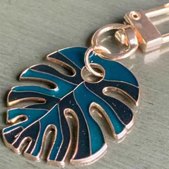 5 Styles Colorful Metal Monstera Tropical Leaves Leaf Handbag Bag Charm Keychain - Picture 3 of 8